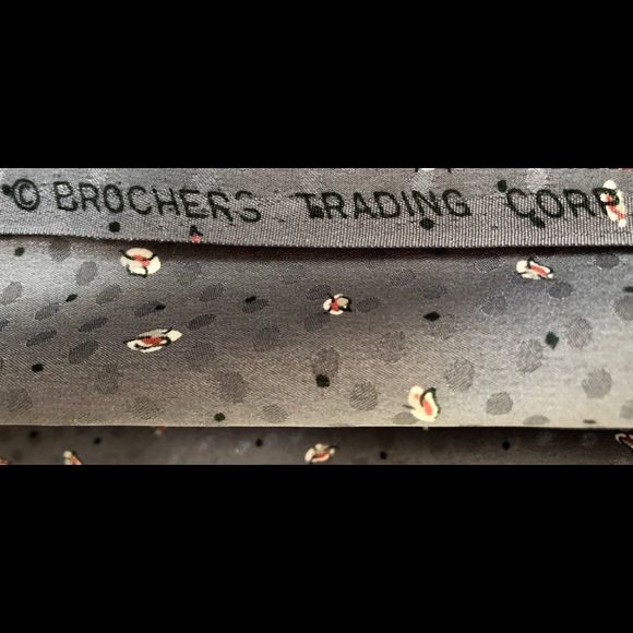 kimono style unisex one size fits most silky Steely gray & black trim - Picture 10 of 15